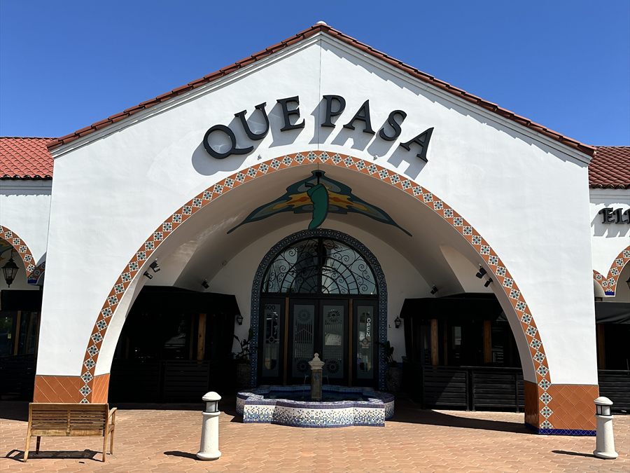 Que Pasa Mexican Cafe in Bakersfield